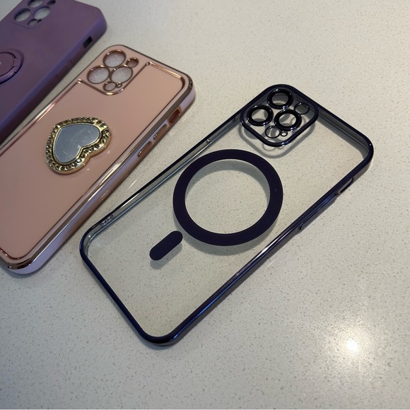 iPhone 12 Pro Phone Cases Set - Picture 12 of 13